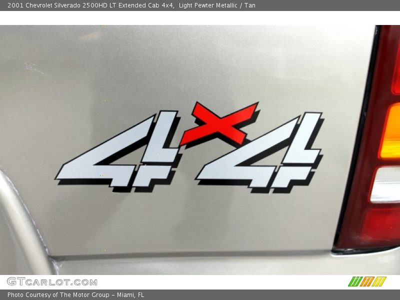 Light Pewter Metallic / Tan 2001 Chevrolet Silverado 2500HD LT Extended Cab 4x4