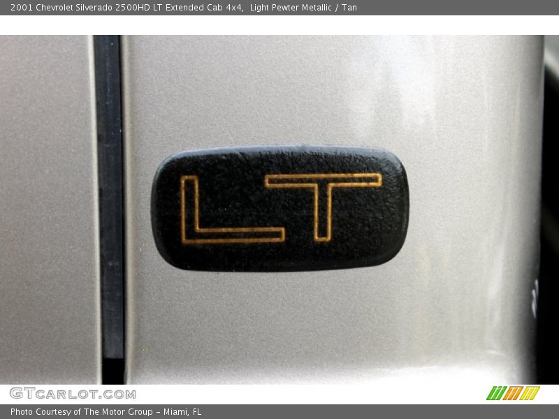  2001 Silverado 2500HD LT Extended Cab 4x4 Logo