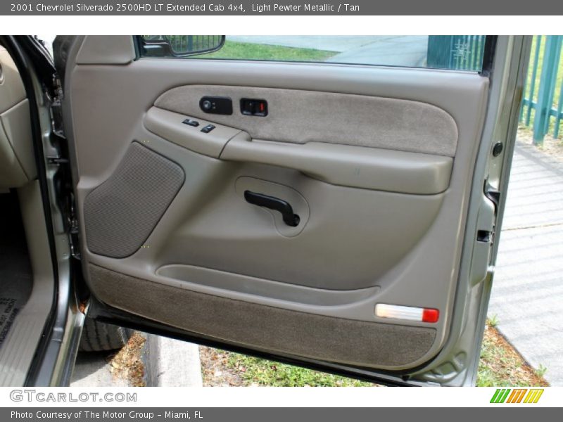 Light Pewter Metallic / Tan 2001 Chevrolet Silverado 2500HD LT Extended Cab 4x4