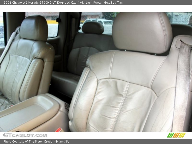 Light Pewter Metallic / Tan 2001 Chevrolet Silverado 2500HD LT Extended Cab 4x4
