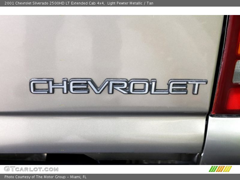 Light Pewter Metallic / Tan 2001 Chevrolet Silverado 2500HD LT Extended Cab 4x4