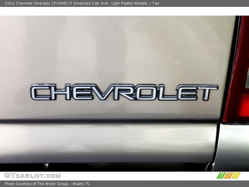 Light Pewter Metallic / Tan 2001 Chevrolet Silverado 2500HD LT Extended Cab 4x4