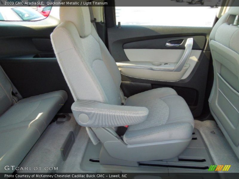 Quicksilver Metallic / Light Titanium 2009 GMC Acadia SLE