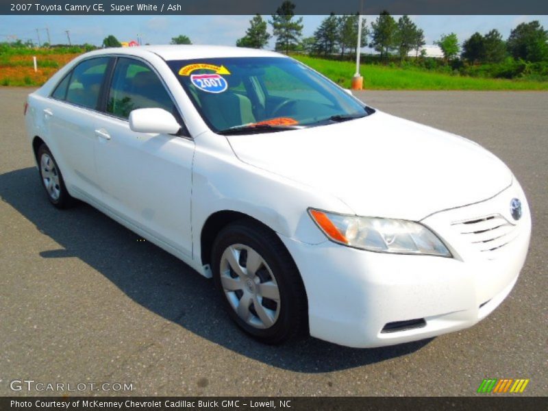Super White / Ash 2007 Toyota Camry CE