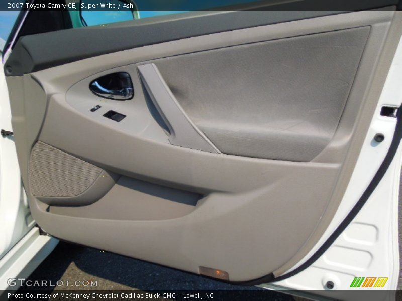 Super White / Ash 2007 Toyota Camry CE