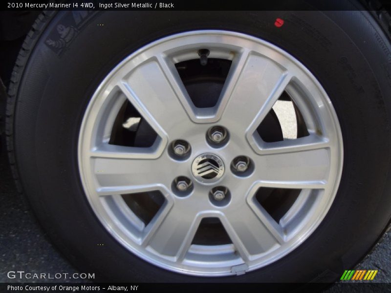 Ingot Silver Metallic / Black 2010 Mercury Mariner I4 4WD