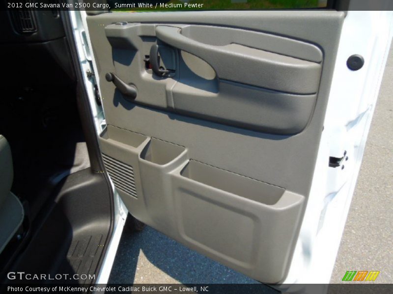 Summit White / Medium Pewter 2012 GMC Savana Van 2500 Cargo