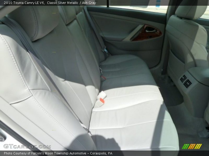 Classic Silver Metallic / Ash Gray 2010 Toyota Camry LE V6