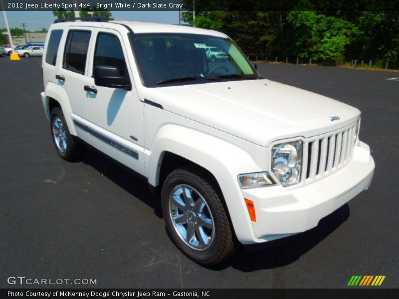 Bright White / Dark Slate Gray 2012 Jeep Liberty Sport 4x4