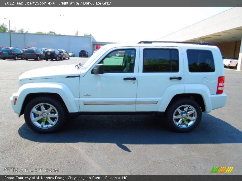 Bright White / Dark Slate Gray 2012 Jeep Liberty Sport 4x4