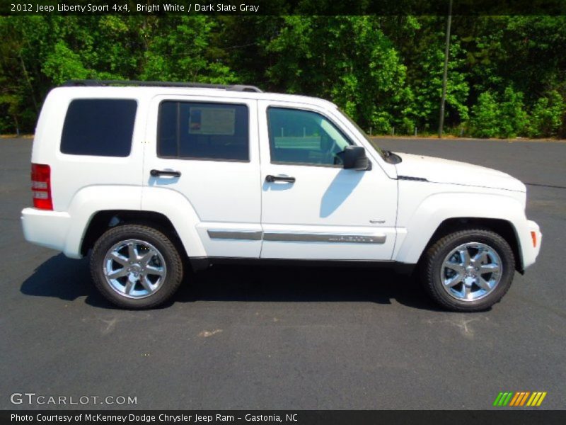 Bright White / Dark Slate Gray 2012 Jeep Liberty Sport 4x4