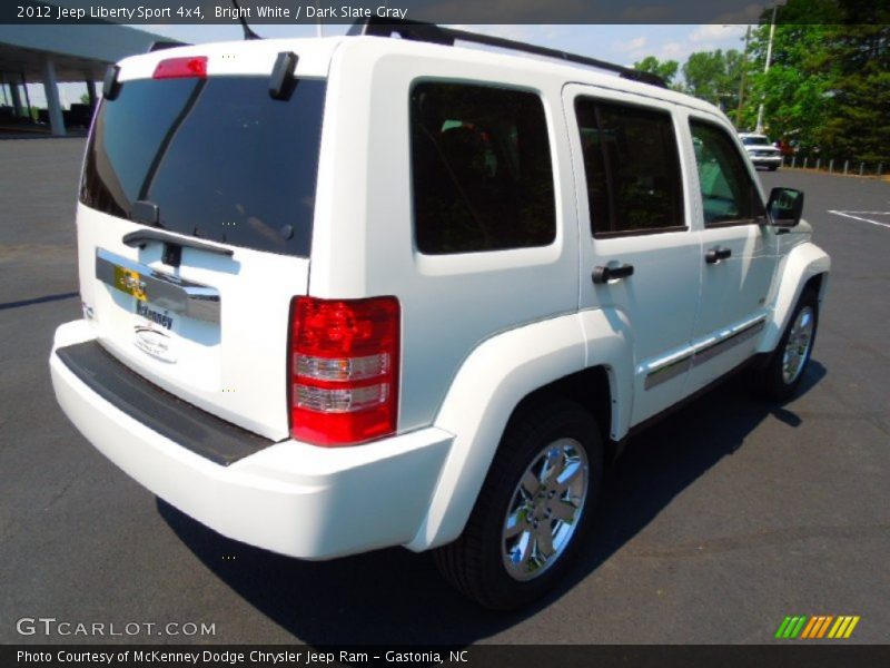 Bright White / Dark Slate Gray 2012 Jeep Liberty Sport 4x4