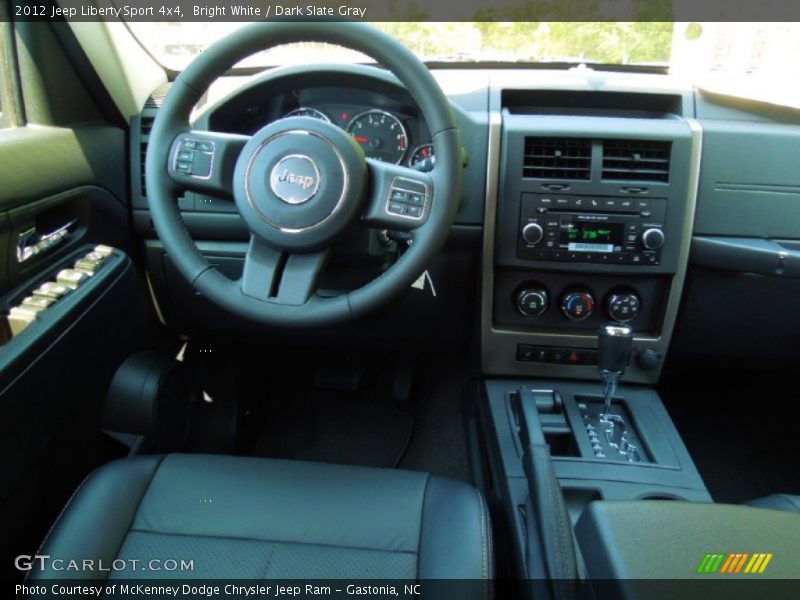 Bright White / Dark Slate Gray 2012 Jeep Liberty Sport 4x4