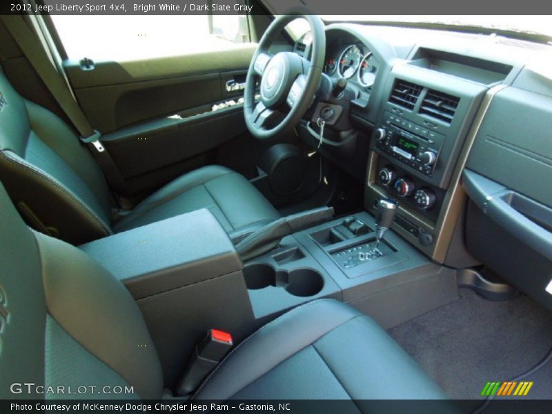 Bright White / Dark Slate Gray 2012 Jeep Liberty Sport 4x4