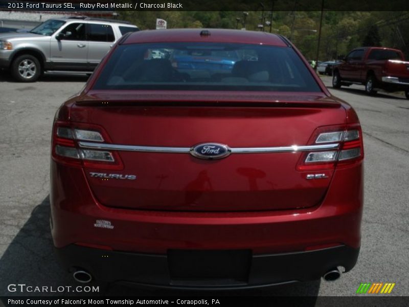 Ruby Red Metallic / Charcoal Black 2013 Ford Taurus SEL