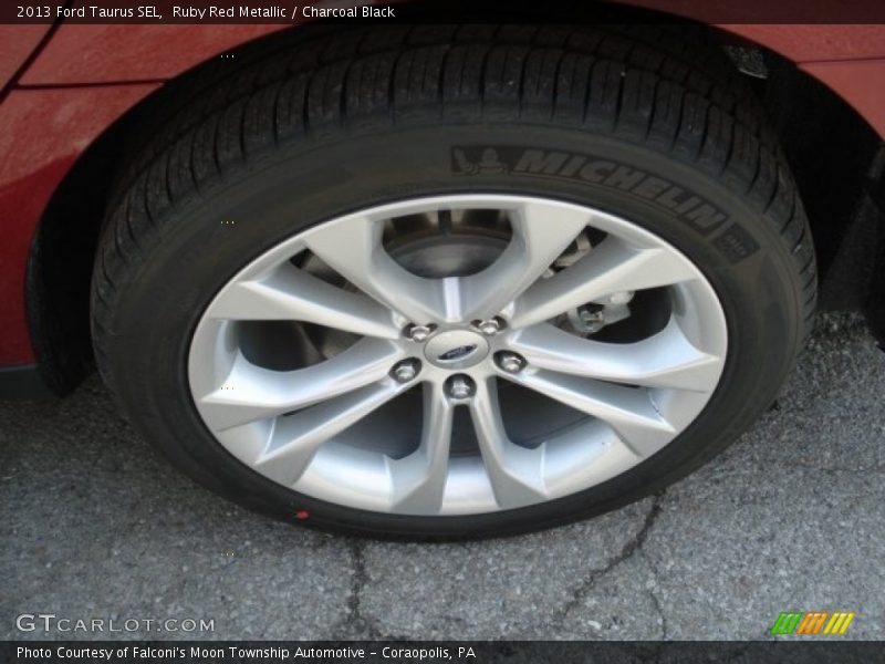  2013 Taurus SEL Wheel