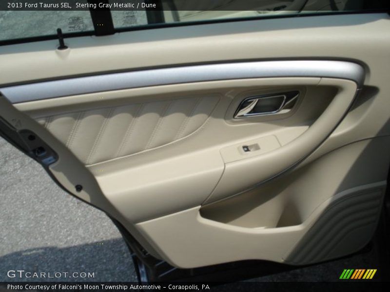Sterling Gray Metallic / Dune 2013 Ford Taurus SEL