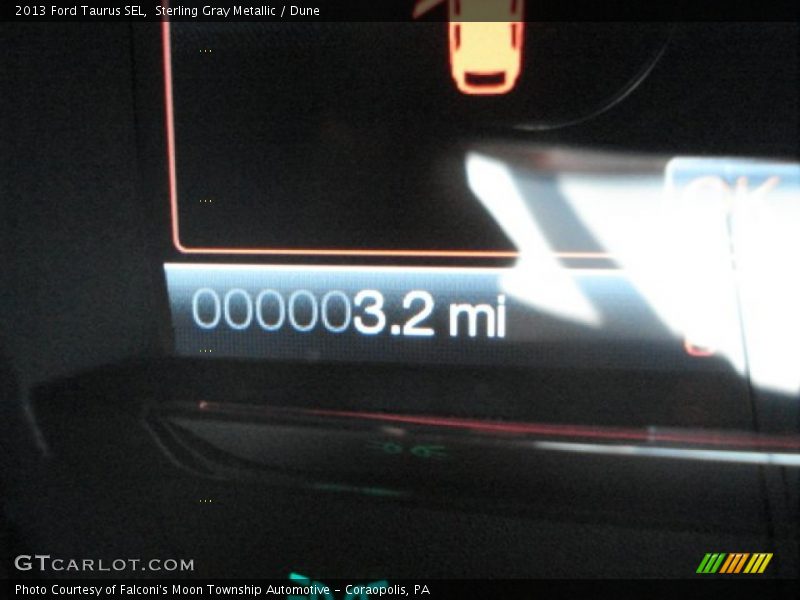 Sterling Gray Metallic / Dune 2013 Ford Taurus SEL