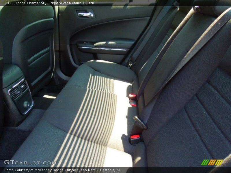 Bright Silver Metallic / Black 2012 Dodge Charger SE