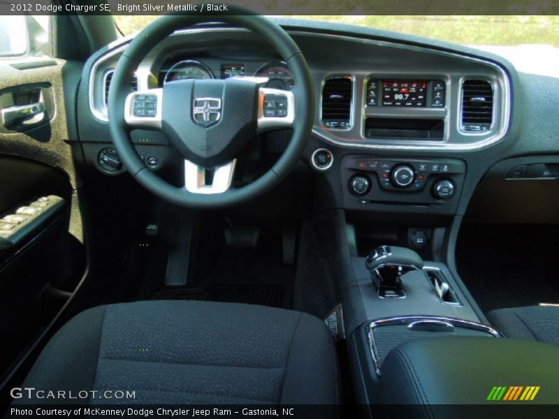 Bright Silver Metallic / Black 2012 Dodge Charger SE