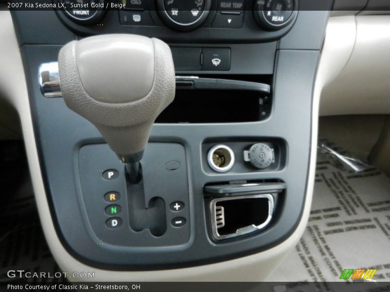 Sunset Gold / Beige 2007 Kia Sedona LX