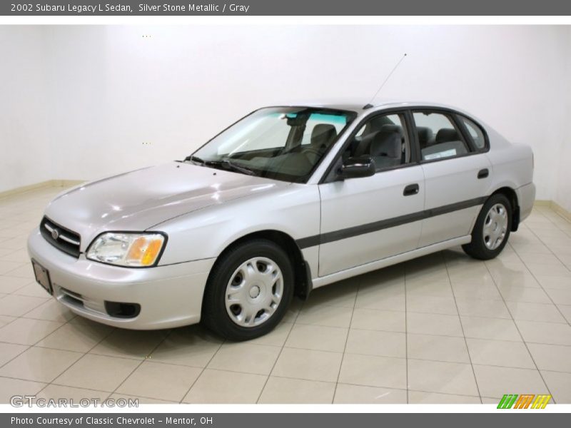 Front 3/4 View of 2002 Legacy L Sedan