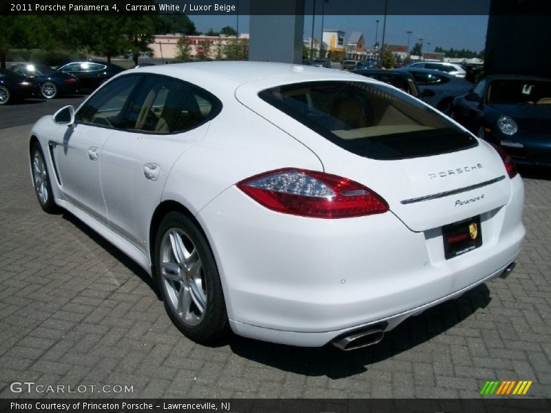 Carrara White / Luxor Beige 2011 Porsche Panamera 4