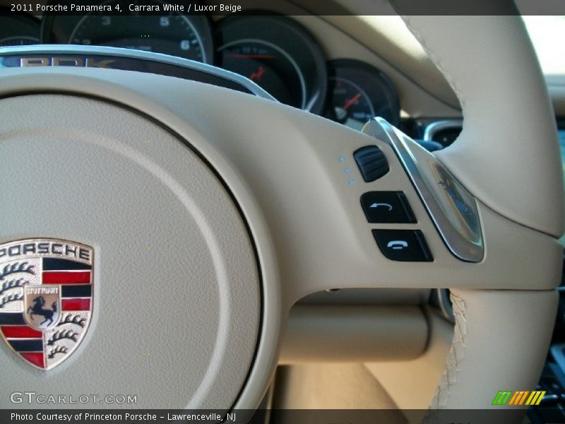 Carrara White / Luxor Beige 2011 Porsche Panamera 4