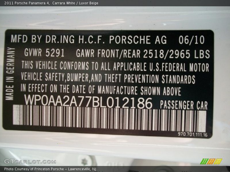 Carrara White / Luxor Beige 2011 Porsche Panamera 4