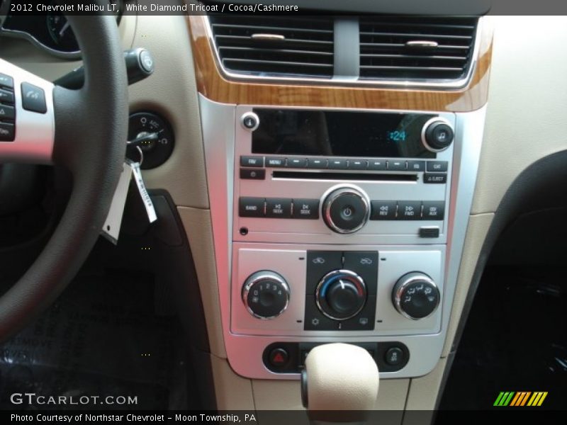 White Diamond Tricoat / Cocoa/Cashmere 2012 Chevrolet Malibu LT
