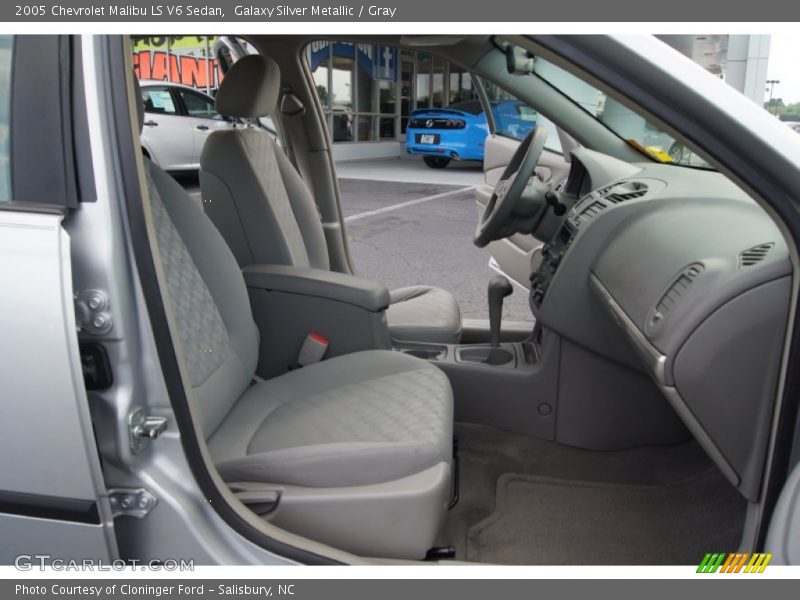 Galaxy Silver Metallic / Gray 2005 Chevrolet Malibu LS V6 Sedan