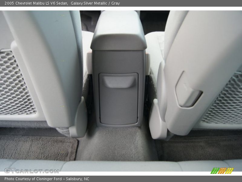Galaxy Silver Metallic / Gray 2005 Chevrolet Malibu LS V6 Sedan