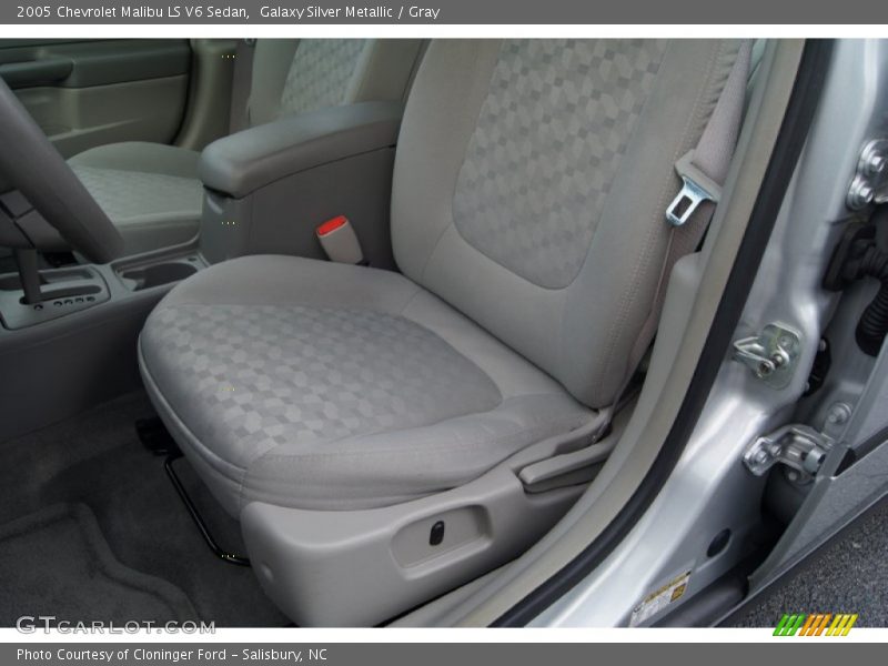 Galaxy Silver Metallic / Gray 2005 Chevrolet Malibu LS V6 Sedan