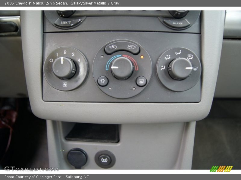 Galaxy Silver Metallic / Gray 2005 Chevrolet Malibu LS V6 Sedan