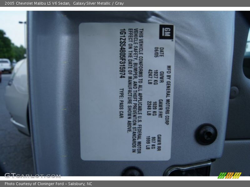 Galaxy Silver Metallic / Gray 2005 Chevrolet Malibu LS V6 Sedan
