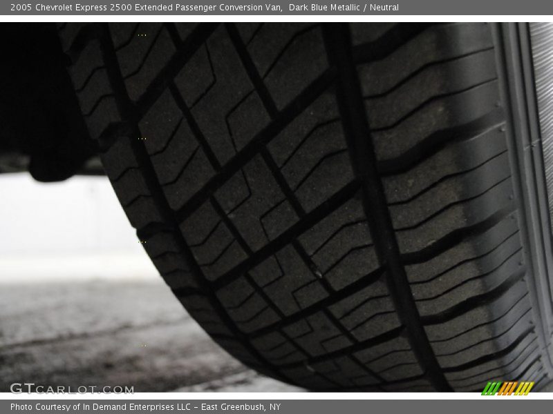 Dark Blue Metallic / Neutral 2005 Chevrolet Express 2500 Extended Passenger Conversion Van
