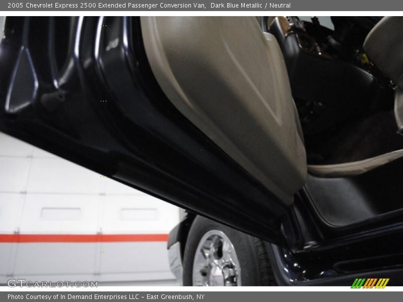 Dark Blue Metallic / Neutral 2005 Chevrolet Express 2500 Extended Passenger Conversion Van
