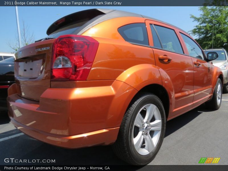 Mango Tango Pearl / Dark Slate Gray 2011 Dodge Caliber Mainstreet