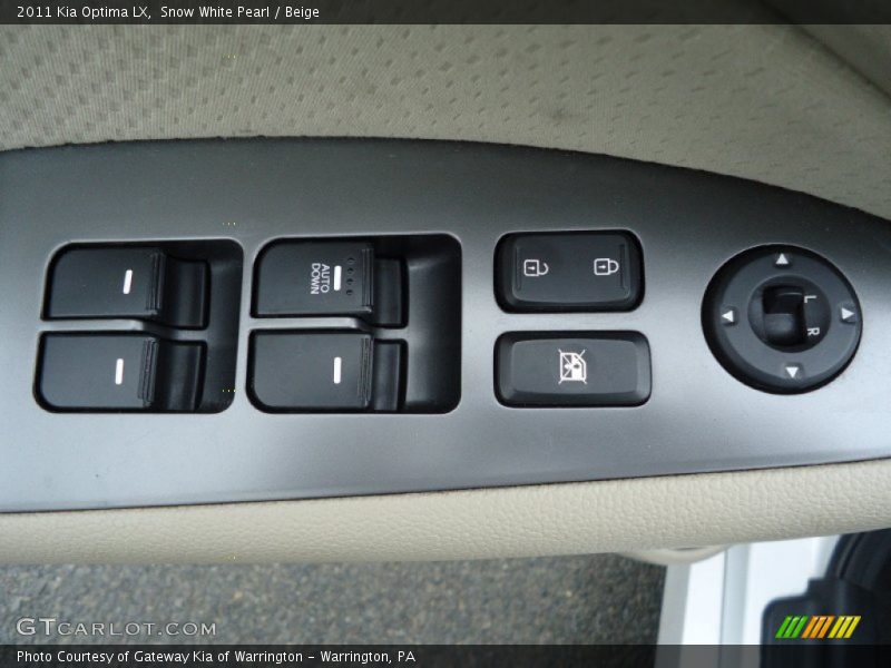 Snow White Pearl / Beige 2011 Kia Optima LX