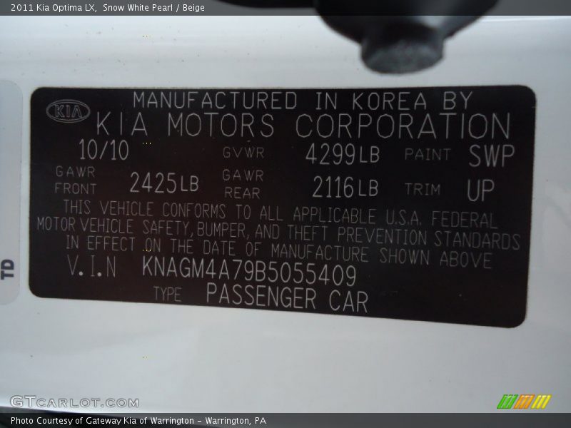 Snow White Pearl / Beige 2011 Kia Optima LX