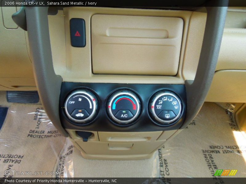 Sahara Sand Metallic / Ivory 2006 Honda CR-V LX