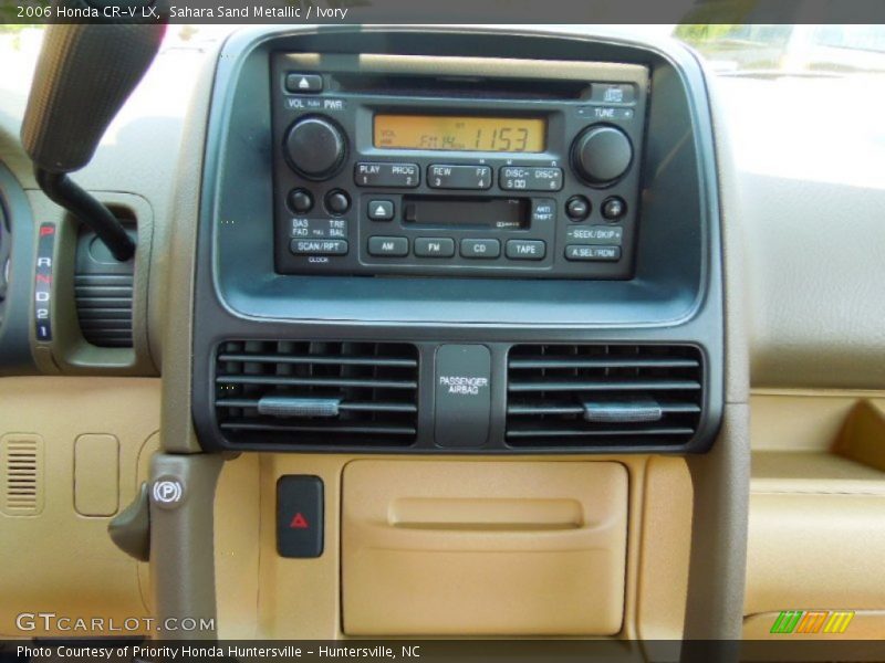 Sahara Sand Metallic / Ivory 2006 Honda CR-V LX