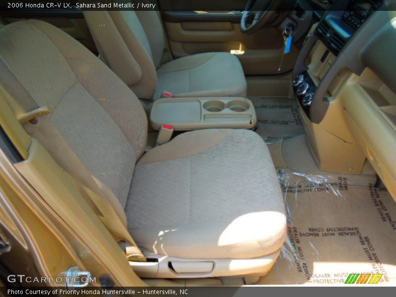 Sahara Sand Metallic / Ivory 2006 Honda CR-V LX