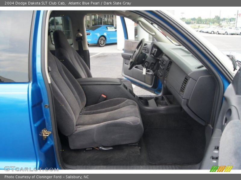  2004 Dakota SLT Club Cab Dark Slate Gray Interior