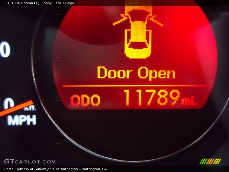 Ebony Black / Beige 2011 Kia Optima LX