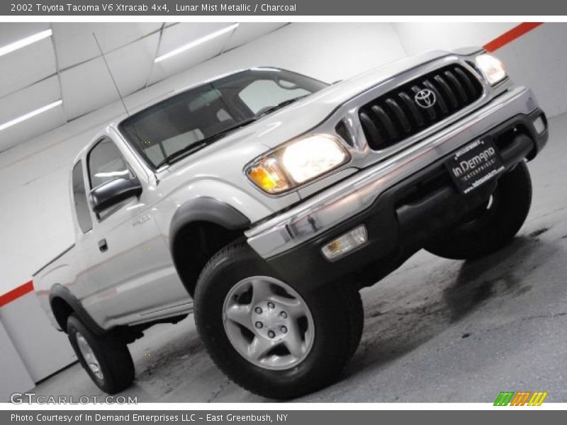 Lunar Mist Metallic / Charcoal 2002 Toyota Tacoma V6 Xtracab 4x4