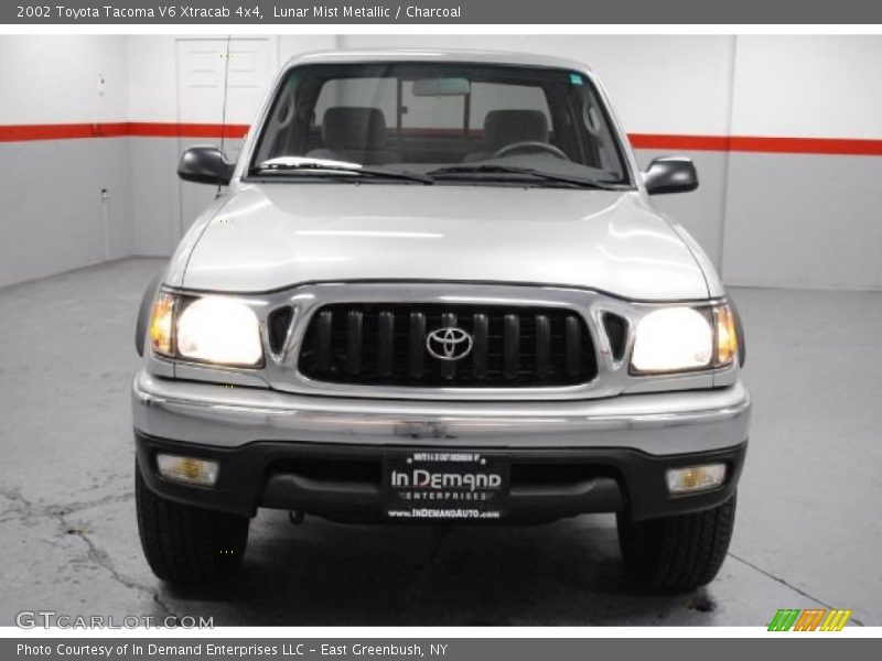 Lunar Mist Metallic / Charcoal 2002 Toyota Tacoma V6 Xtracab 4x4
