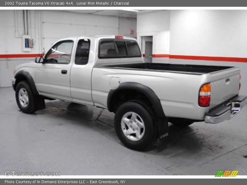 Lunar Mist Metallic / Charcoal 2002 Toyota Tacoma V6 Xtracab 4x4