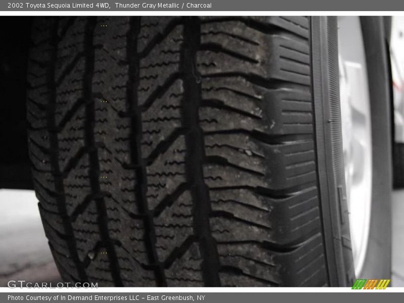 Thunder Gray Metallic / Charcoal 2002 Toyota Sequoia Limited 4WD