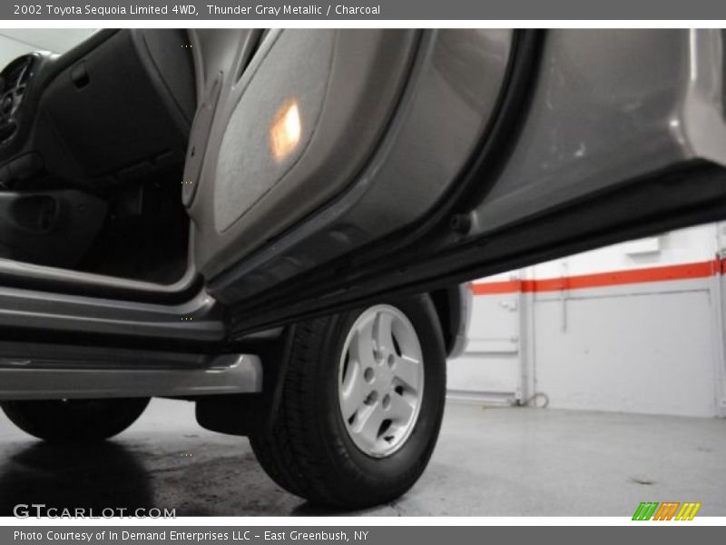 Thunder Gray Metallic / Charcoal 2002 Toyota Sequoia Limited 4WD